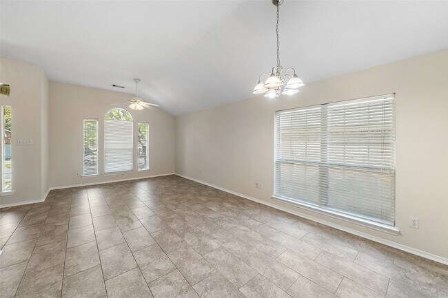 Photo - 273 Mesa View