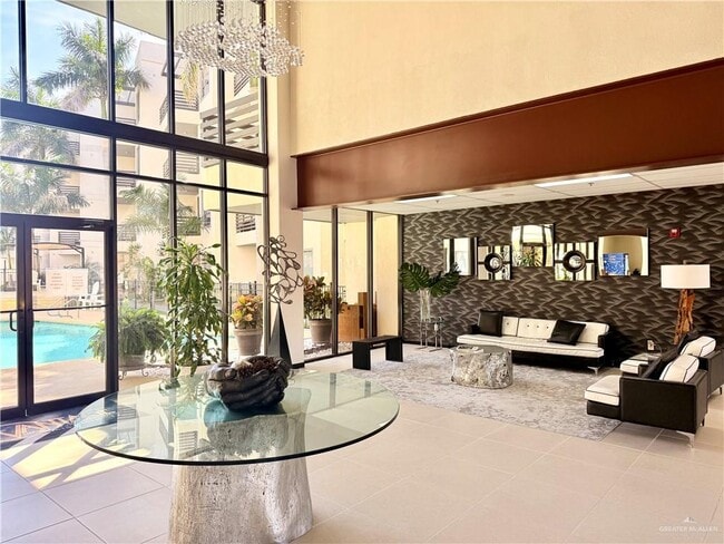 Photo - 38 Travis St Unit 207