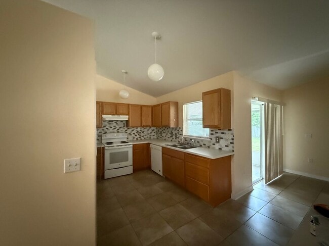 Photo - 2349 SW Barber Ln