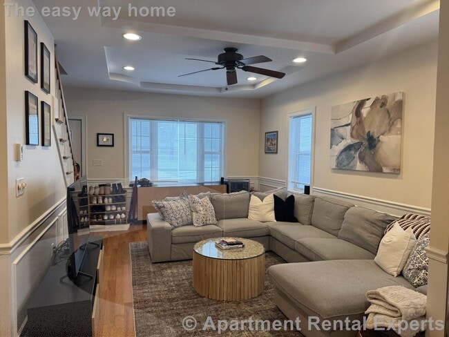 Photo - 11 Winthrop Ct