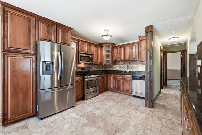 Photo - 3137 W 20th Ave