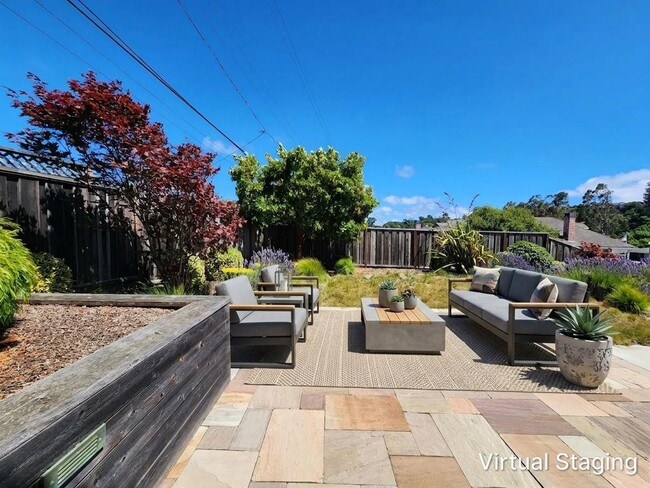 Photo - Spacious 5 bedroom house