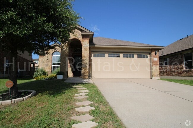 Building Photo - Your Dream Home Awaits on Raeburn Court!