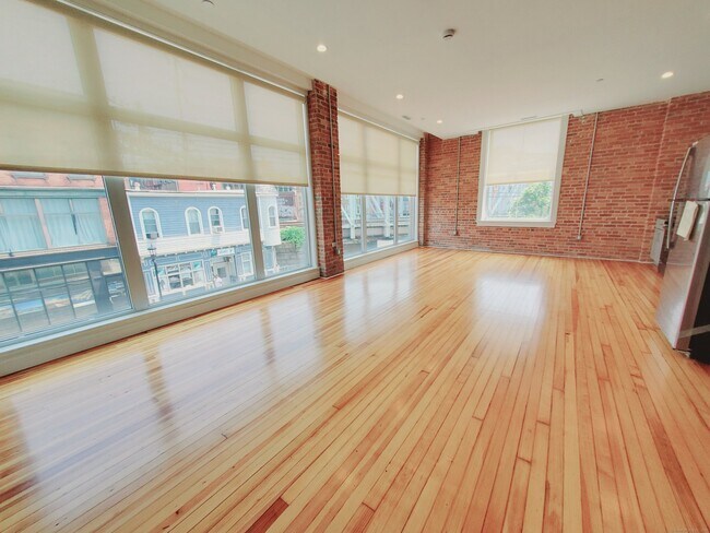 Photo - 61 Washington St Unidad 2E