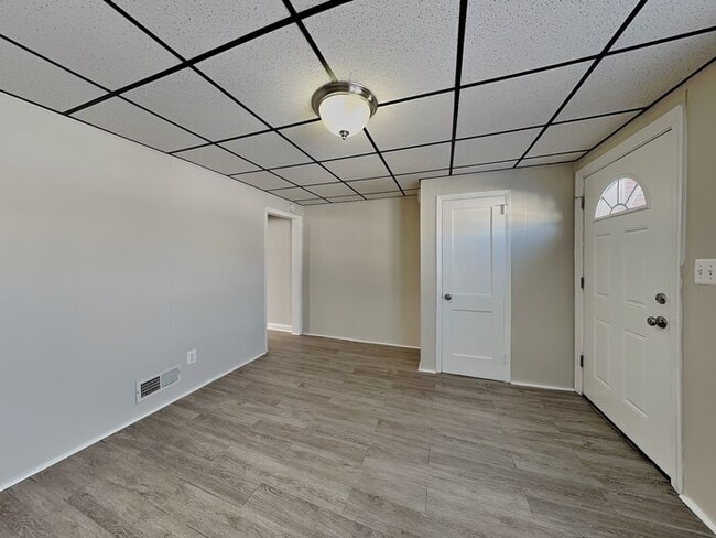 Photo - 1917 Searles Rd