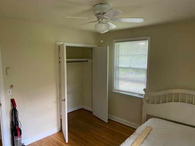 Building Photo - 3608B Caldwell Ct Unit 3608 B