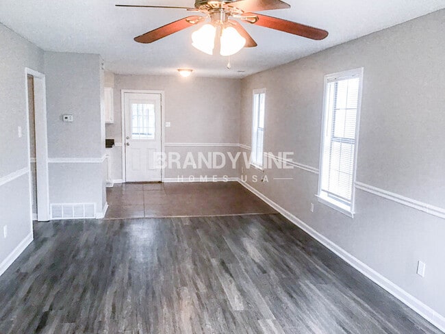 Photo - 8042 Port Douglas Dr