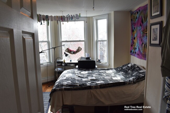 Photo - 114 Everett St Unit 3