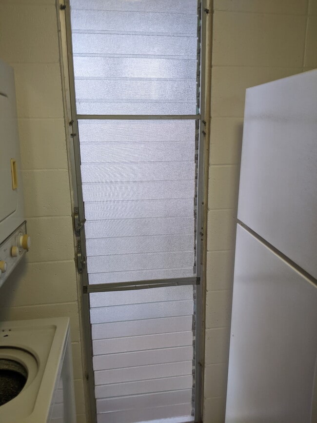 Kitchen Window/Fridge - 95-061 Waikalani Dr Unit D401