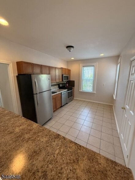 86 Mapes Ave Unit 1