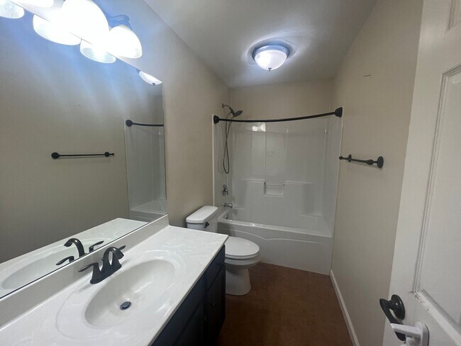 Photo - Coming soon! 3 Bedroom 2 full bath Twin La...