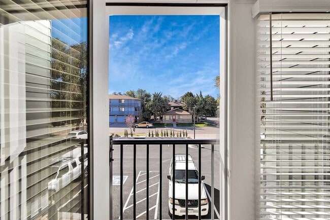 Photo - The Bookcliff: Chic 1-Bedroom Retreat: Sop...