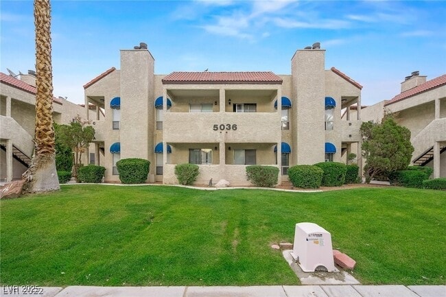 Photo - 5036 Newport Cove Dr Unit B