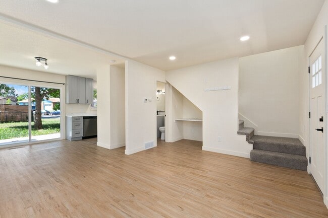 Photo - 1624 Banyan Dr Unit 2
