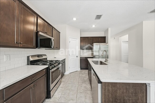 Photo - 31 Hiller Ln