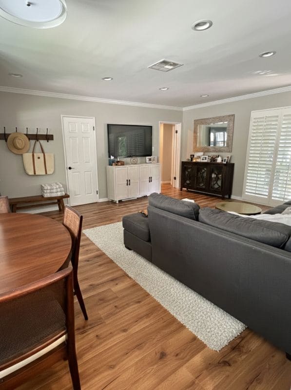 Photo - 2737 N Kenneth Rd