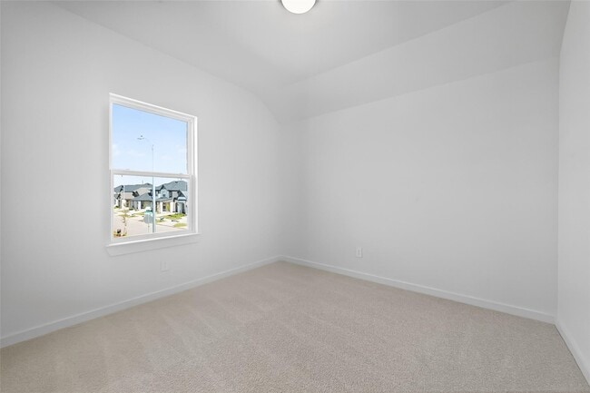 Photo - 3238 Kindred Wy