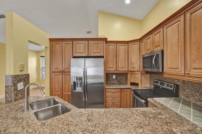 Photo - 839 Falling Water Rd