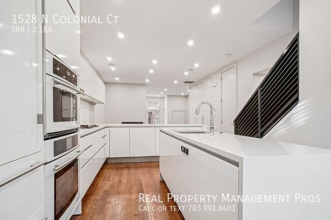 Photo - 1528 N Colonial Ct