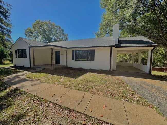 Building Photo - Four Bedroom House/Boonsboro Area