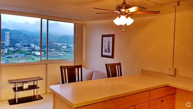 Building Photo - 2211 Ala Wai Blvd Unit 1405 Rental