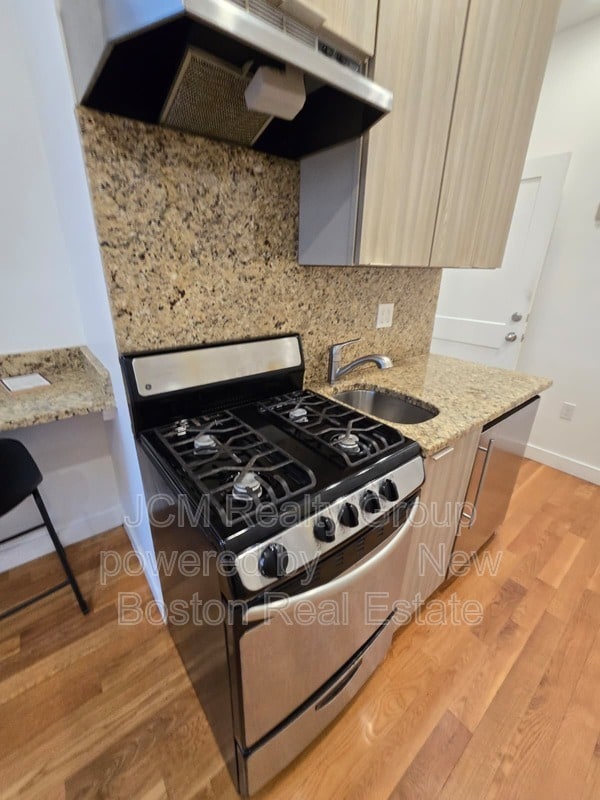 Building Photo - 21 Fifth Street Unit Studio -23