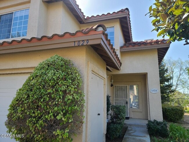Building Photo - 1029 Amberton Ln