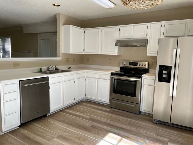 Photo - 3 bed 2.5 bath home in Greensboro