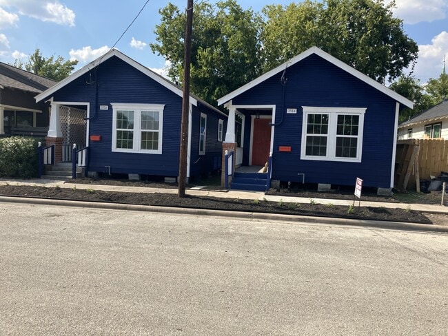 Photo - 3516 Nagle St