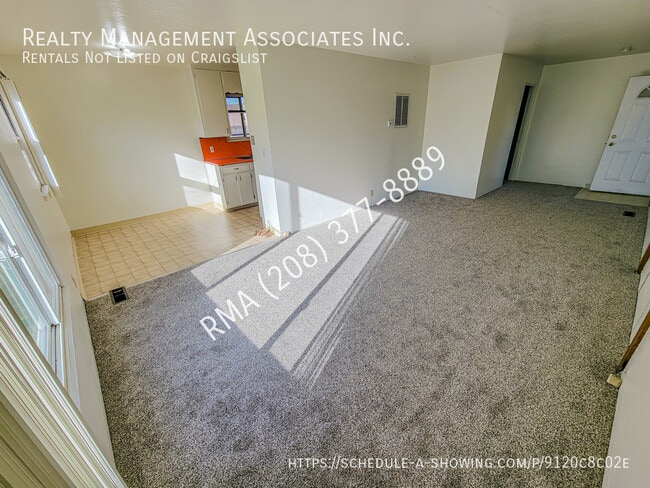 Photo - 2719 Agate St