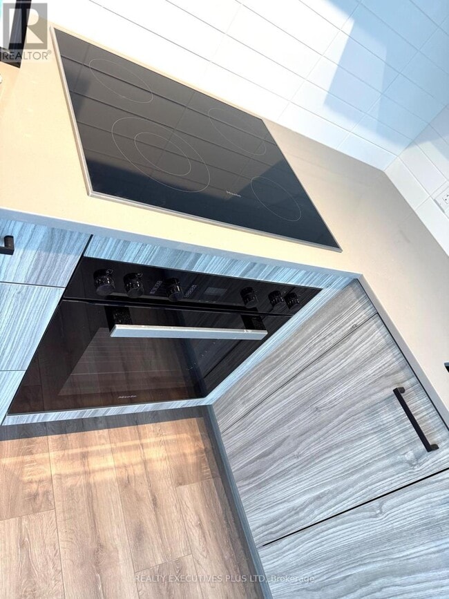 Photo - 1 Quarrington Lane Unité 1404