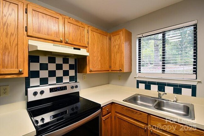 Photo - 411 Mallard Head Pl