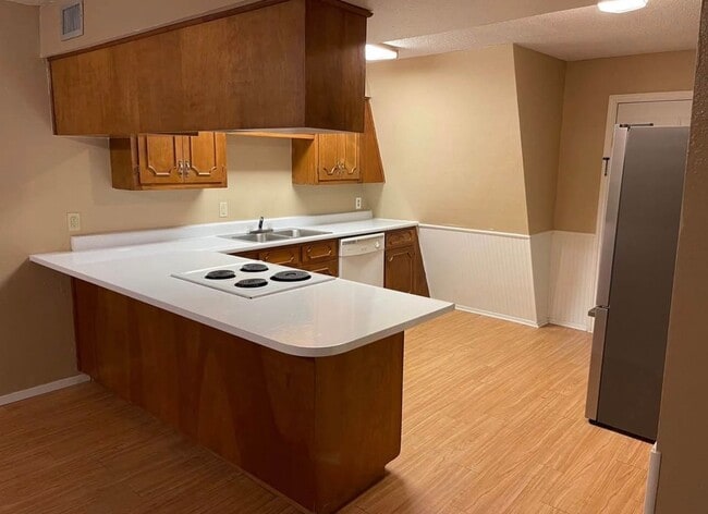 Photo - 520 North St