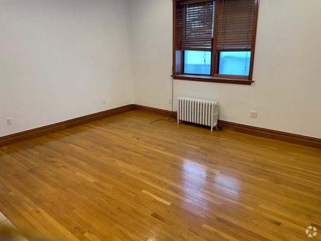 Building Photo - 619 6th Ave Rental