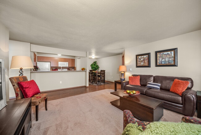 Building Photo - Rock Creek Rental