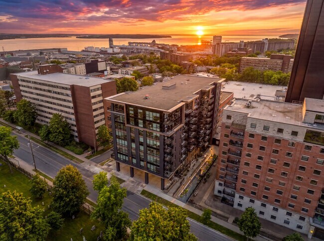 5616-5616 South St Unité 907