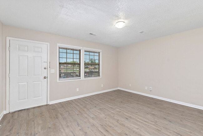Midland Court Apartments