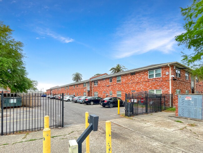 Photo - 4510 Papania Dr