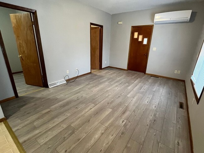 Photo - 2 Bed 1 Bath