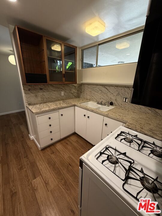 2000 Ivar Ave Unit 3