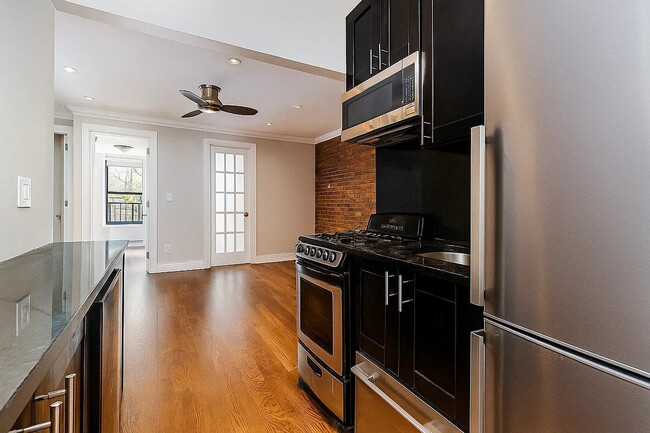 Photo - 117 Avenue A Unidad 2