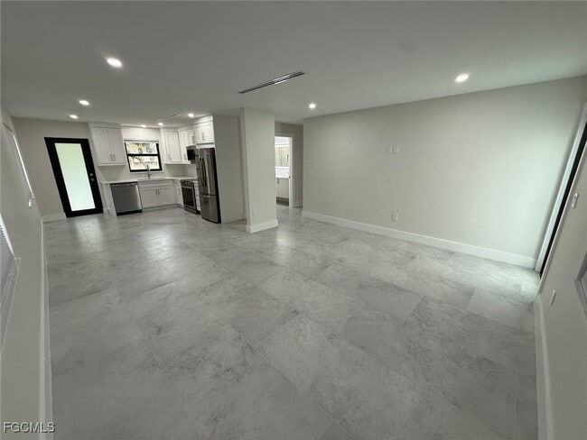 Photo - 3913 SE 11th Pl