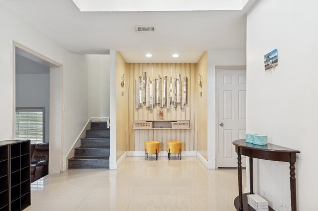 Photo - 3936 Tracewood Ln