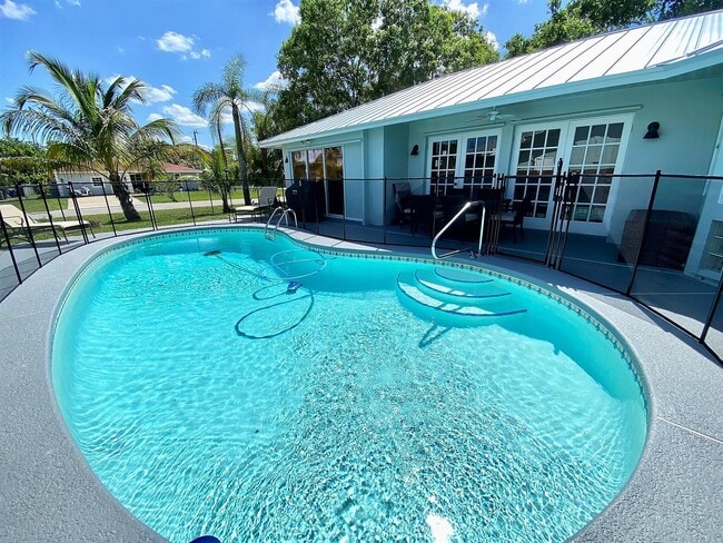 Photo - 3051 SW Earl Ave