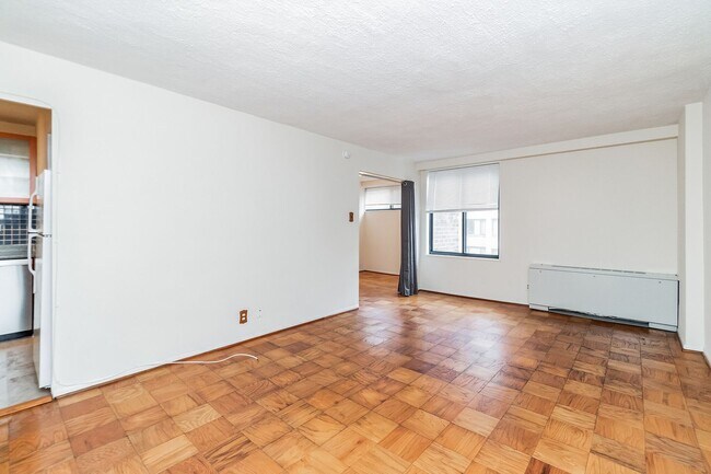 1420 N Street NW #605