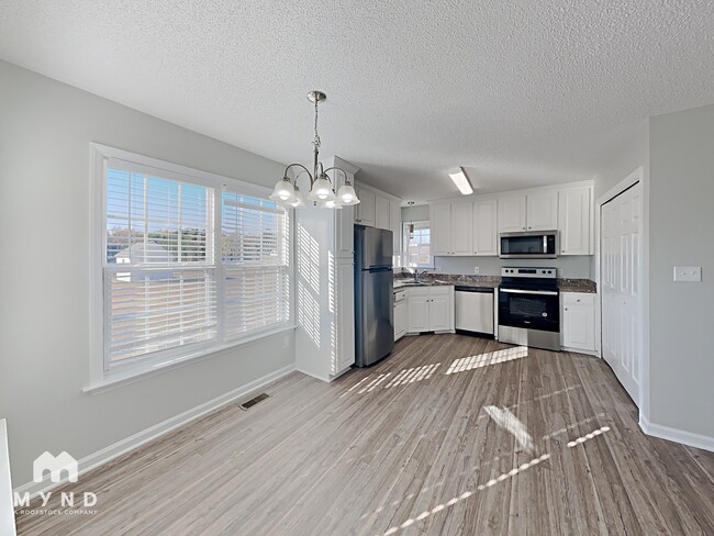 Photo - 1021 Brack Pl