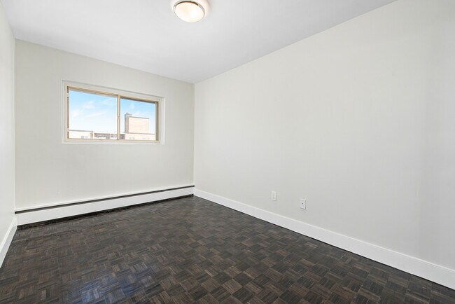 Photo - Marland Gardens