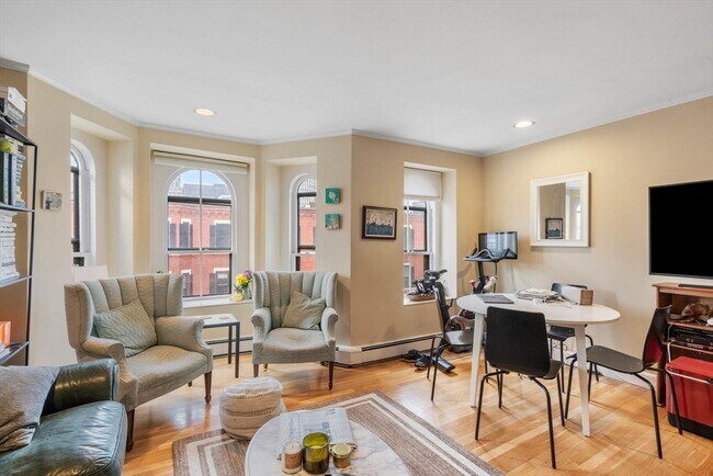 Photo - 44 Chandler St Unit 8