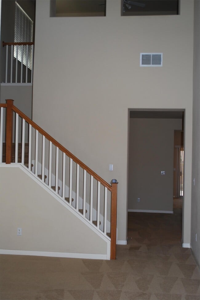 Photo - 3832 Kaweah St