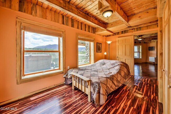 Photo - 390 Pine View Dr